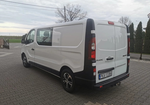 Renault Trafic cena 59655 przebieg: 230730, rok produkcji 2017 z Kalisz małe 56